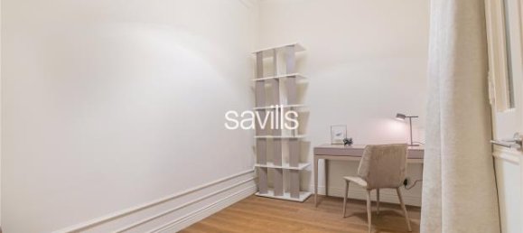 Apartamento de 4 dormitorios en Eixample, Spain No. 182350 15