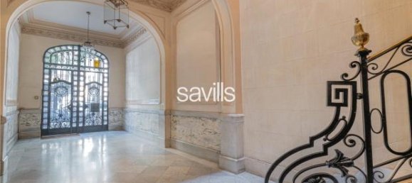 Apartamento de 4 dormitorios en Eixample, Spain No. 182350 37