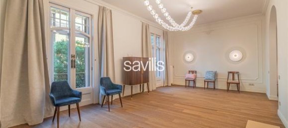 Apartamento de 4 dormitorios en Eixample, Spain No. 182350 4