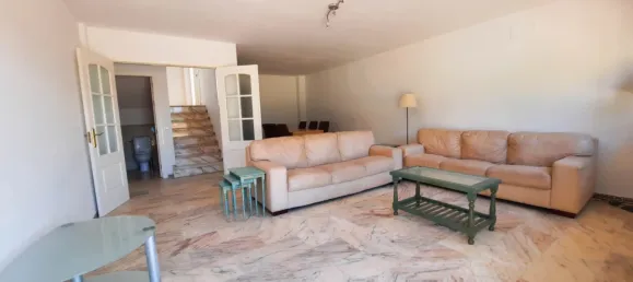 4 Schlafzimmer Stadthaus in Alcorrin, Spain, Nr. 64148 18