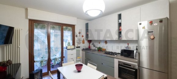 3 rooms Apartment in Rufina, Italy No. 146739 15