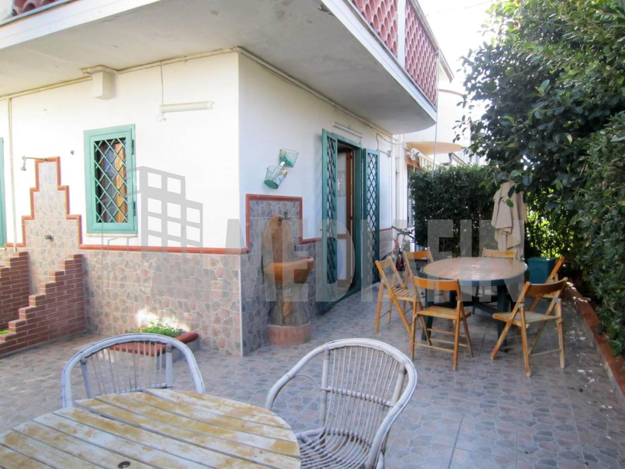 4غرفة فيلا في Corigliano Rossano, Italy رقم 147635