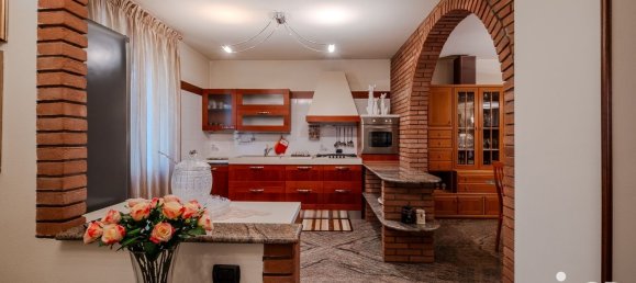 8 chambres Villa à Castiglione delle Stiviere, Italy No. 363430 18