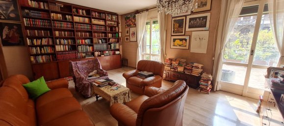 4 rooms Apartment in Milan, Italy No. 267577 7