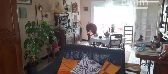 3 bedrooms Villa in Saint-Denis-en-Val, France No. 272906 9