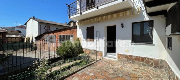 2 bedrooms Villa in Villarboit, Italy No. 296392 4