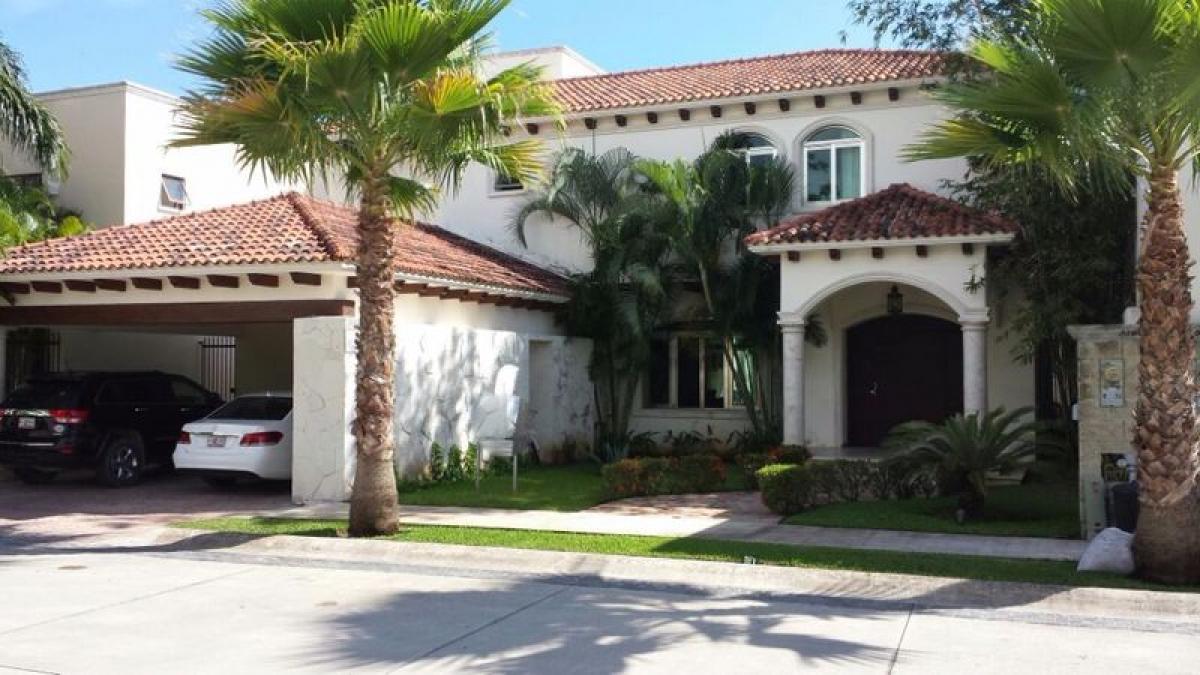 5 bedrooms House in Mexico No. 188509