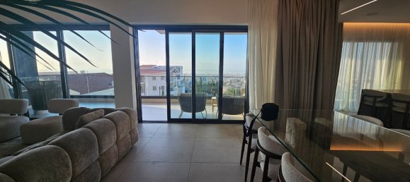 4 bedrooms Villa in Limassol, Cyprus No. 33852 11