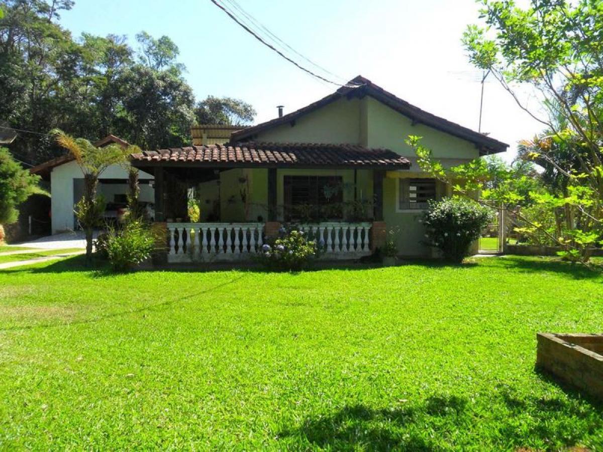 Casa de 4 dormitorios en Sao Paulo, Brazil No. 589442