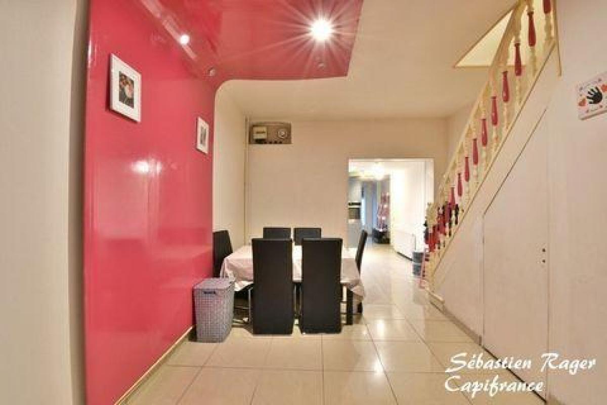 4 bedrooms House in Tourcoing, France No. 30979