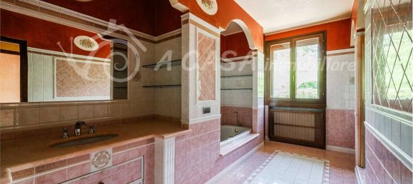 1 bedroom Apartment in Medesano, Italy No. 377078 11