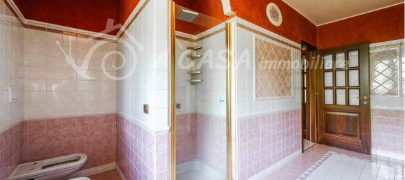 1 bedroom Apartment in Medesano, Italy No. 377078 12