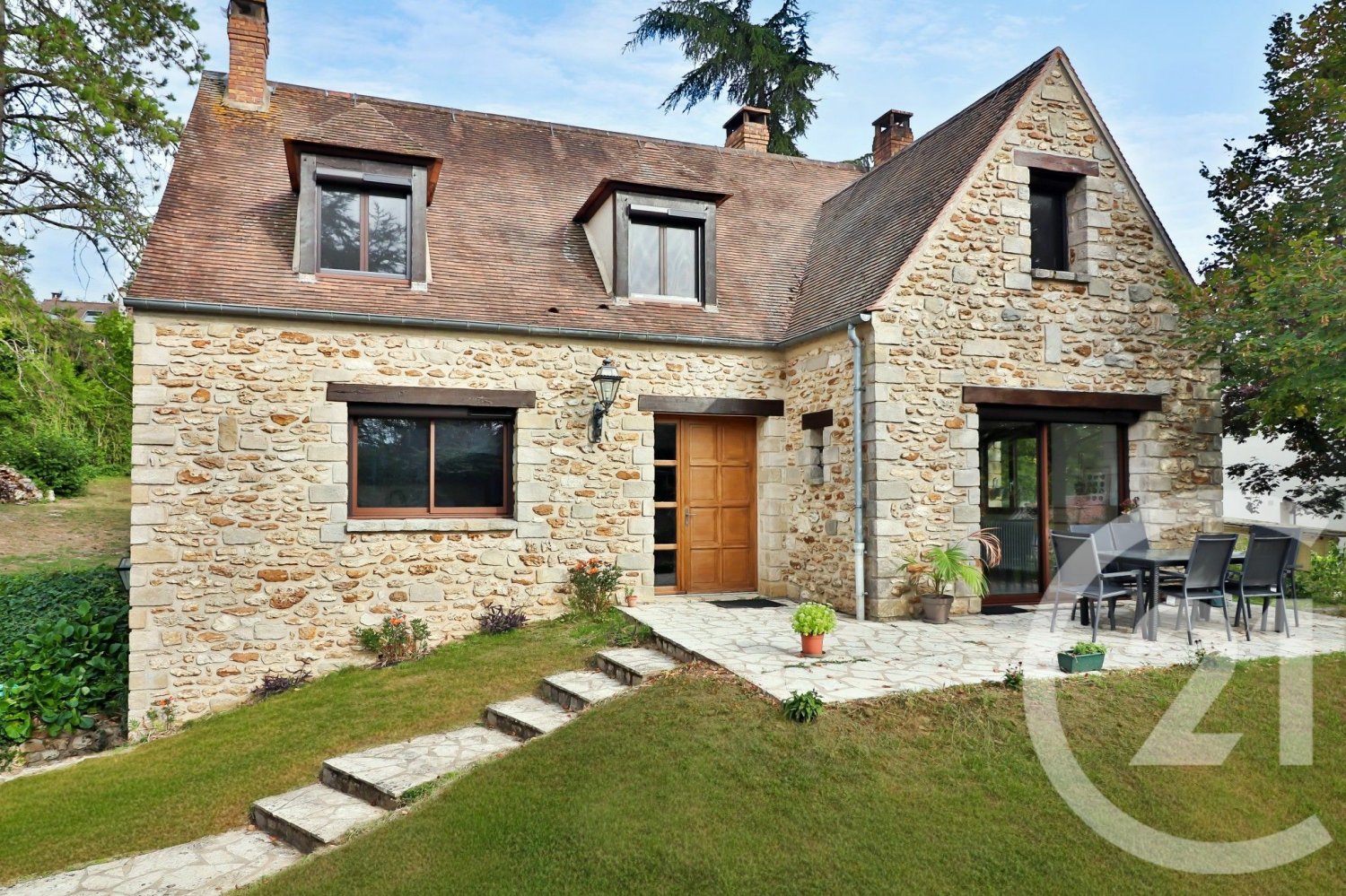 4 Schlafzimmer Haus in Etampes, France, Nr. 351820