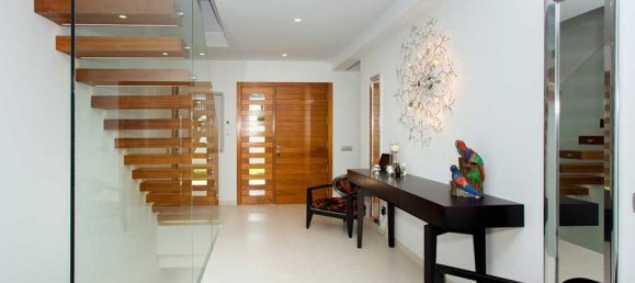 5 bedrooms Villa in Altea, Spain No. 186392 13