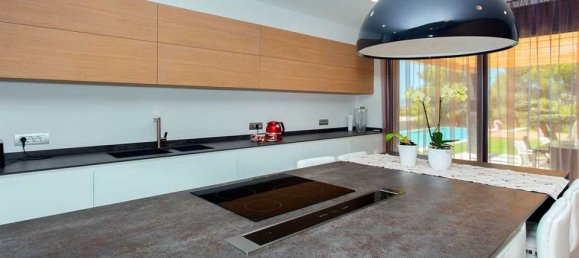 5 bedrooms Villa in Altea, Spain No. 186392 20