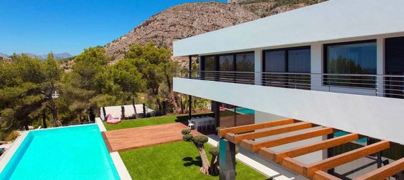 5 bedrooms Villa in Altea, Spain No. 186392 11