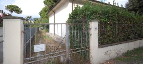 5 rooms House in Pietrasanta, Italy No. 283993 16