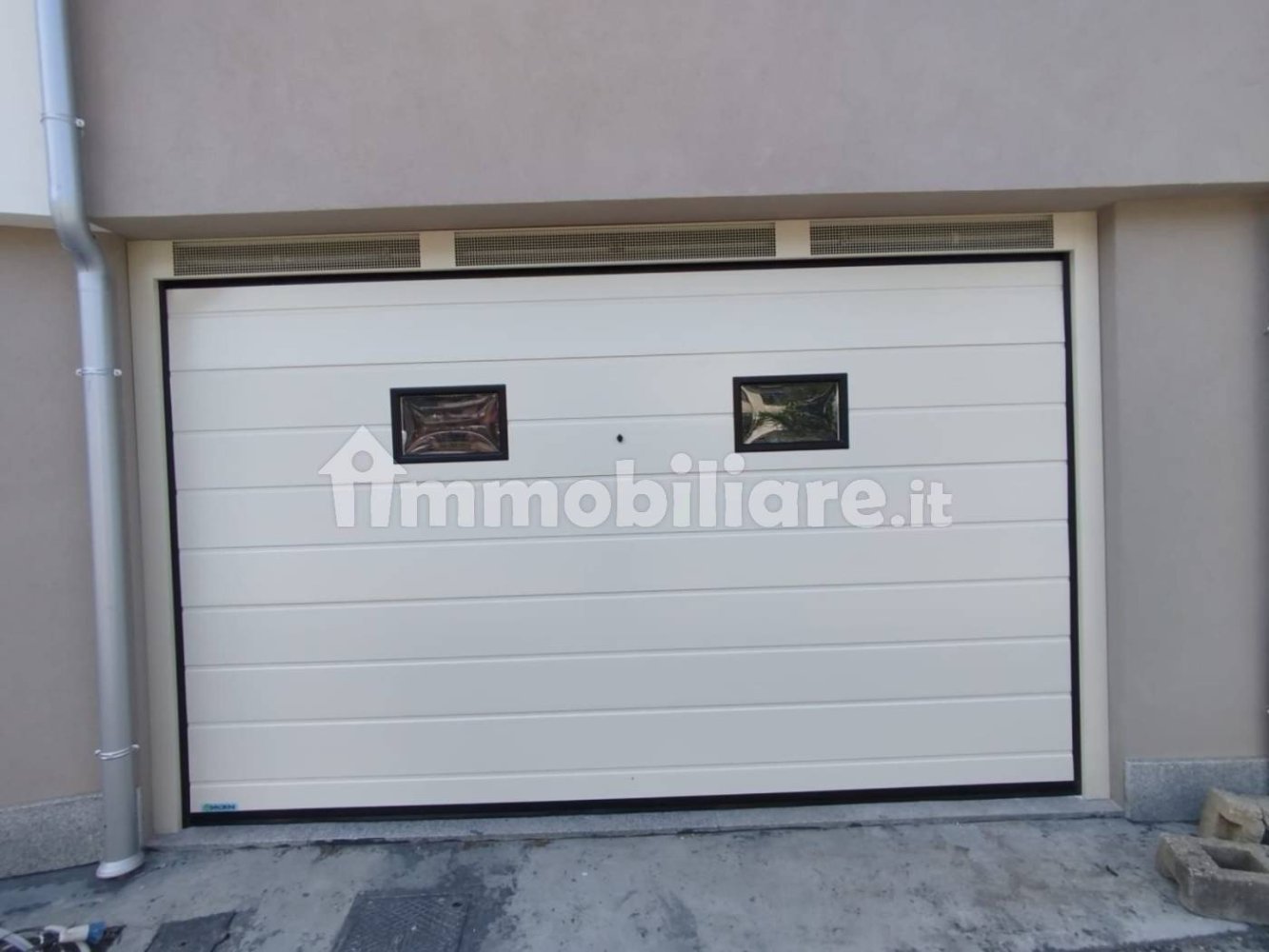 28m² Garage in Darfo Boario Terme, Italy No. 357223
