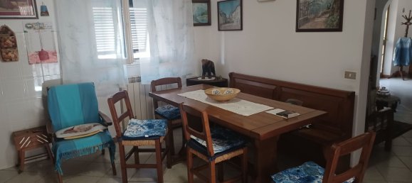 5 bedrooms House in Ameglia, Italy No. 372292 7