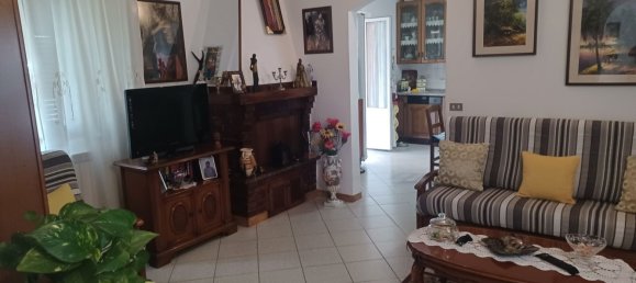 5 bedrooms House in Ameglia, Italy No. 372292 3