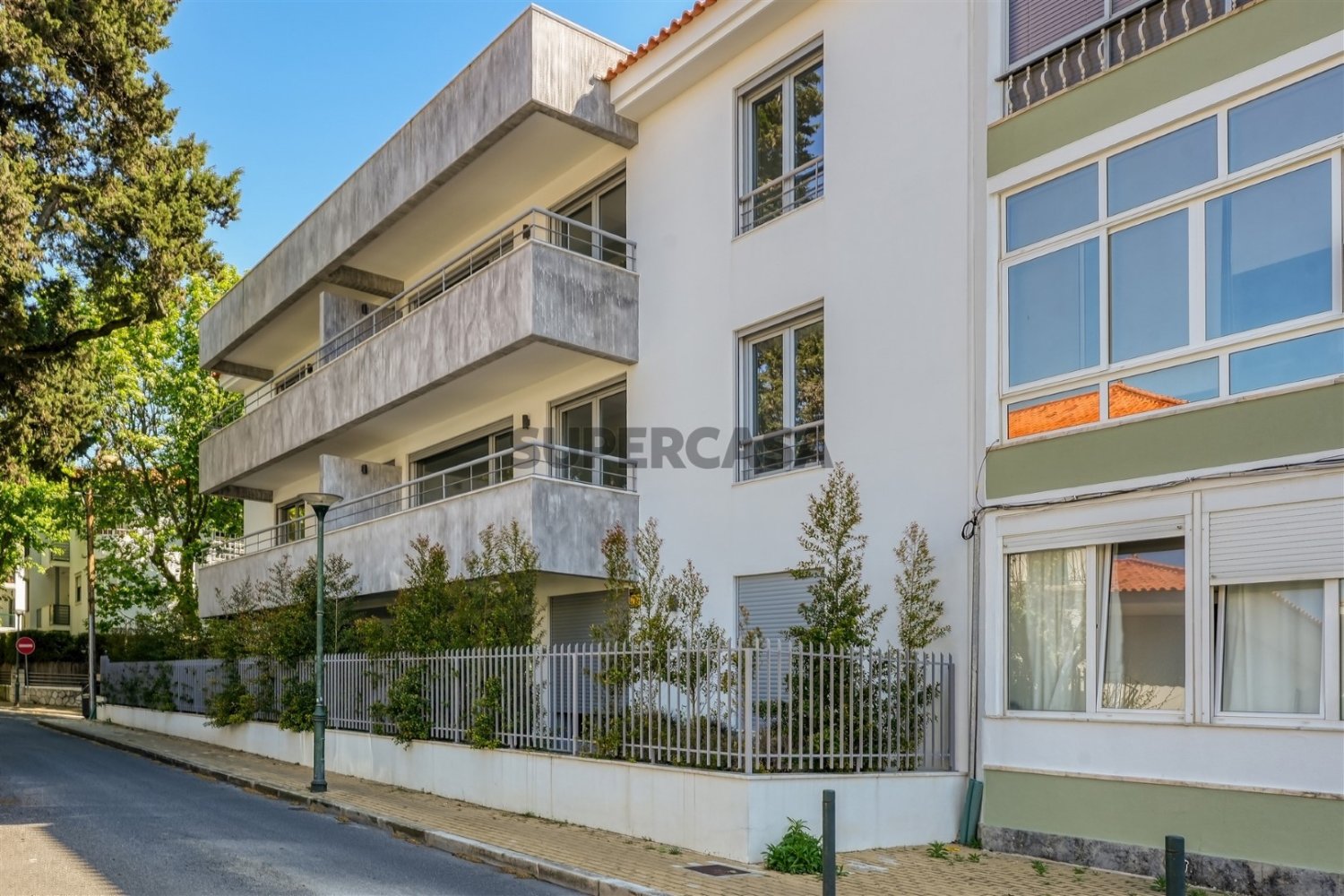 3 Schlafzimmer Doppelhaus in Cascais, Portugal, Nr. 244080