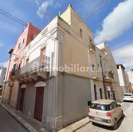 5 rooms Apartment in Gioia del Colle, Italy No. 237261