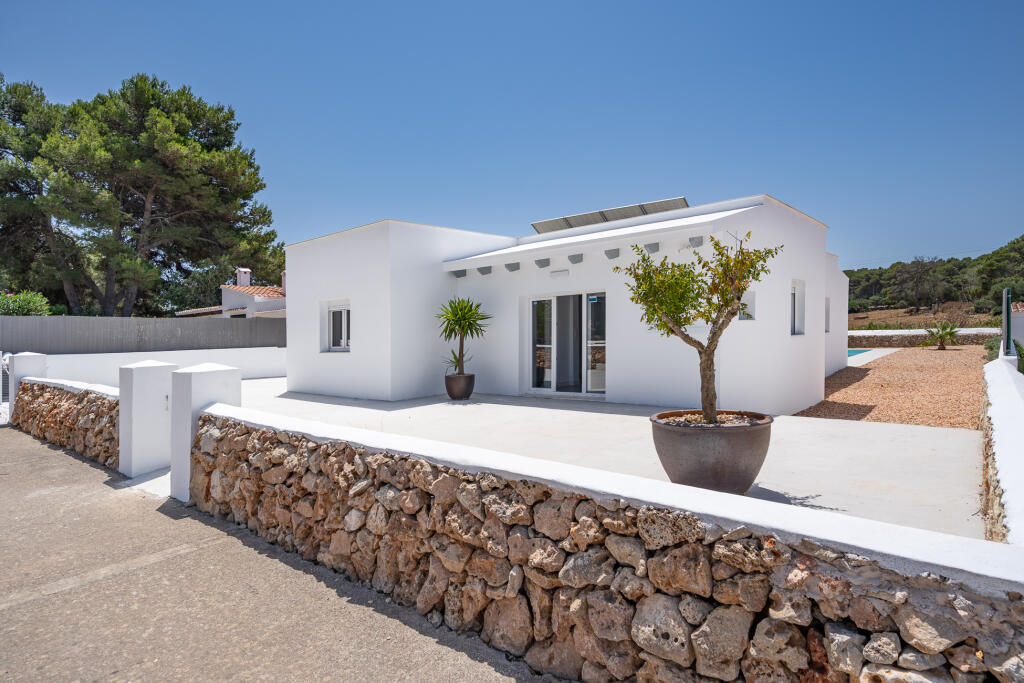 3 bedrooms Villa in Menorca, Spain No. 157648