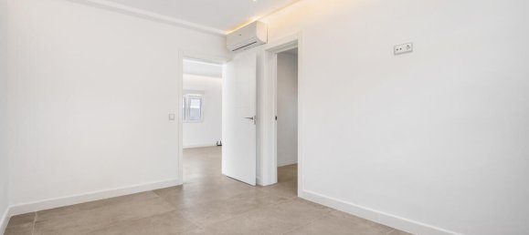 3 bedrooms Villa in Menorca, Spain No. 157648 2