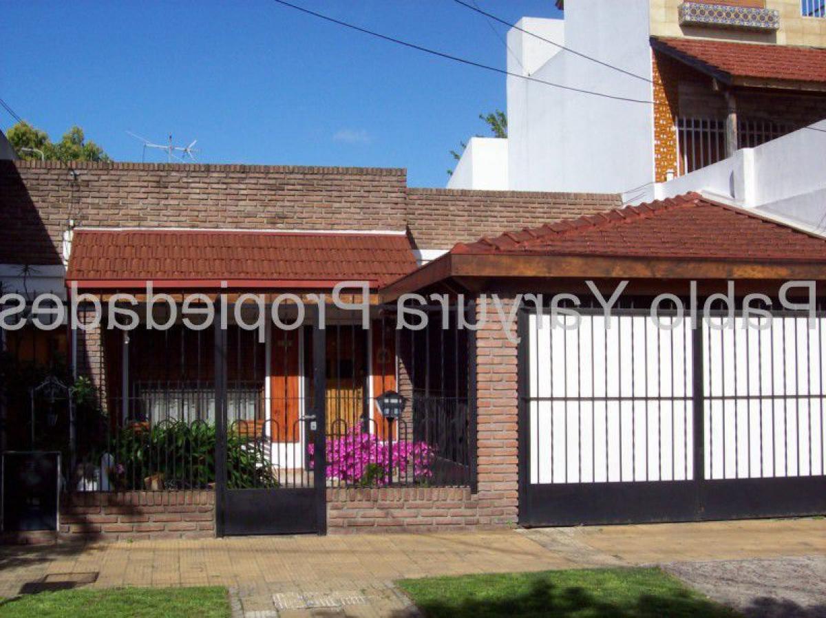 3 Schlafzimmer Haus in Tres de Febrero, Argentina, Nr. 61816