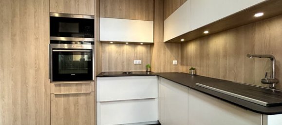 3 bedrooms House in Cormontreuil, France No. 248353 2