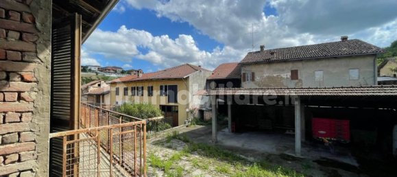 3 bedrooms Villa in Castellinaldo d'Alba, Italy No. 77289 21