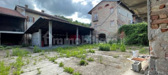 3 bedrooms Villa in Castellinaldo d'Alba, Italy No. 77289 28