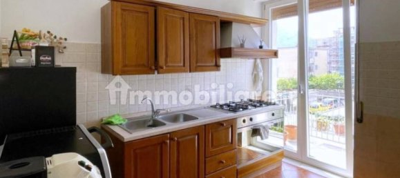 3 Schlafzimmer Wohnung in Baronissi, Italy, Nr. 346828 9