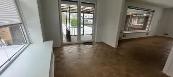 3 Schlafzimmer Haus in Neumünster, Germany, Nr. 16305 2