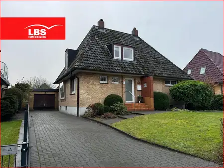 3 Schlafzimmer Haus in Neumünster, Germany, Nr. 16305