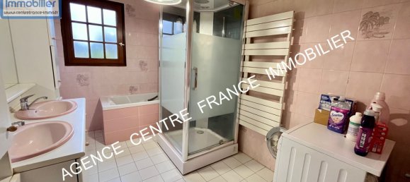 Дом с 3 спальнями в Бурж, Франция № 42953 19