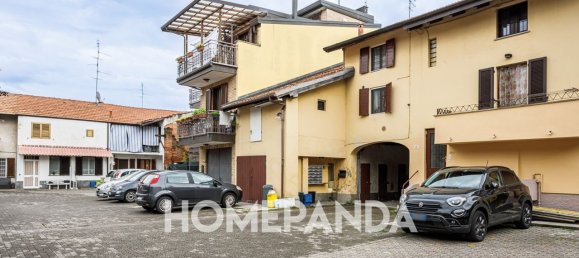 3غرفة شقة في Senago, Italy رقم 137635 2