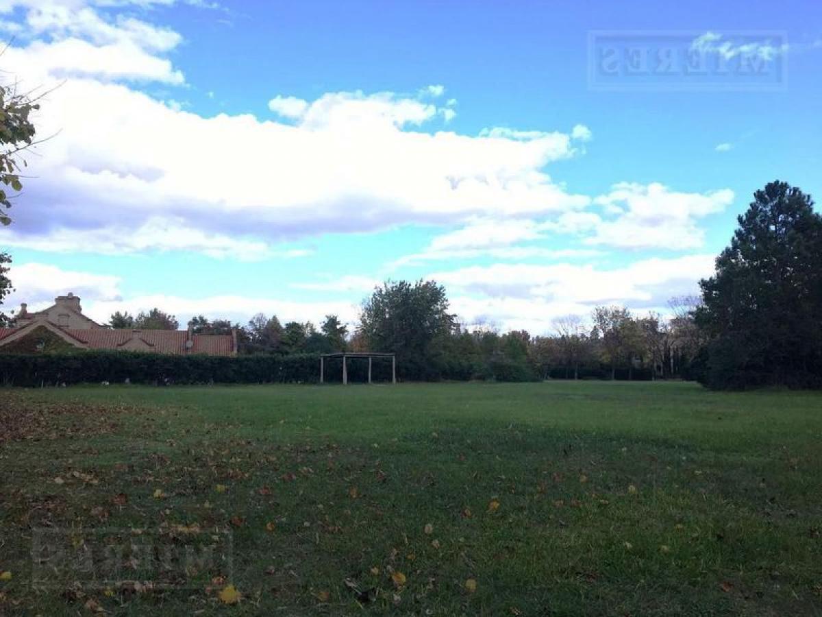 Земельный участок в Пилар, Аргентина № 116072