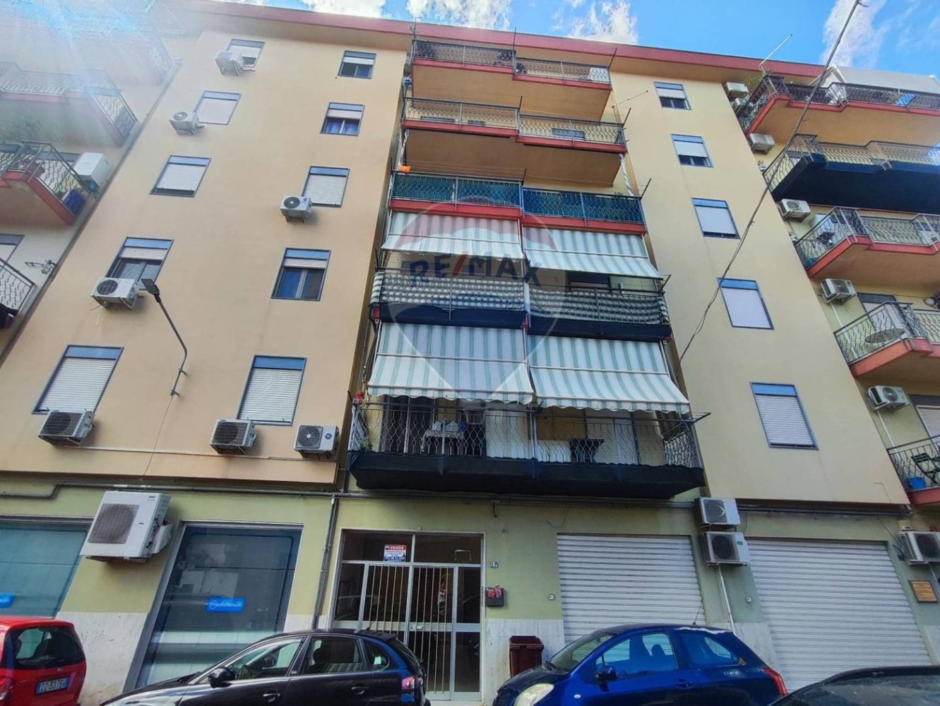 Apartamento de 2 dormitorios en Bagheria, Italy No. 264366
