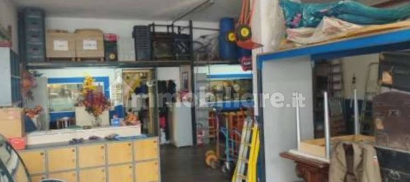 3 bedrooms Villa in Brinzio, Italy No. 200425 14