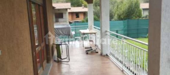 3 bedrooms Villa in Brinzio, Italy No. 200425 3