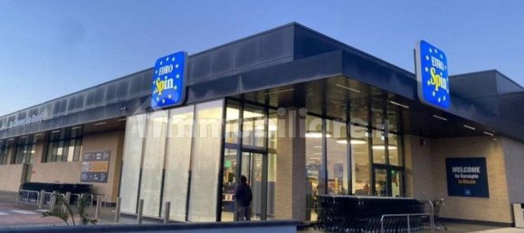 4 rooms Commercial property in Trezzo sull'Adda, Italy No. 378636 4