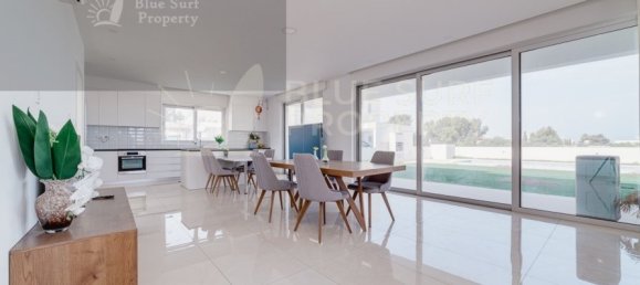 4 Schlafzimmer Villa in Paralimni, Cyprus, Nr. 9215 2