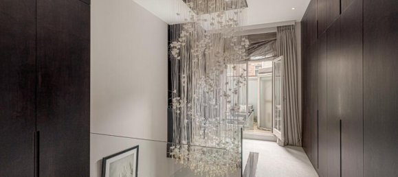 5 bedrooms House in London, United Kingdom No. 13112 13