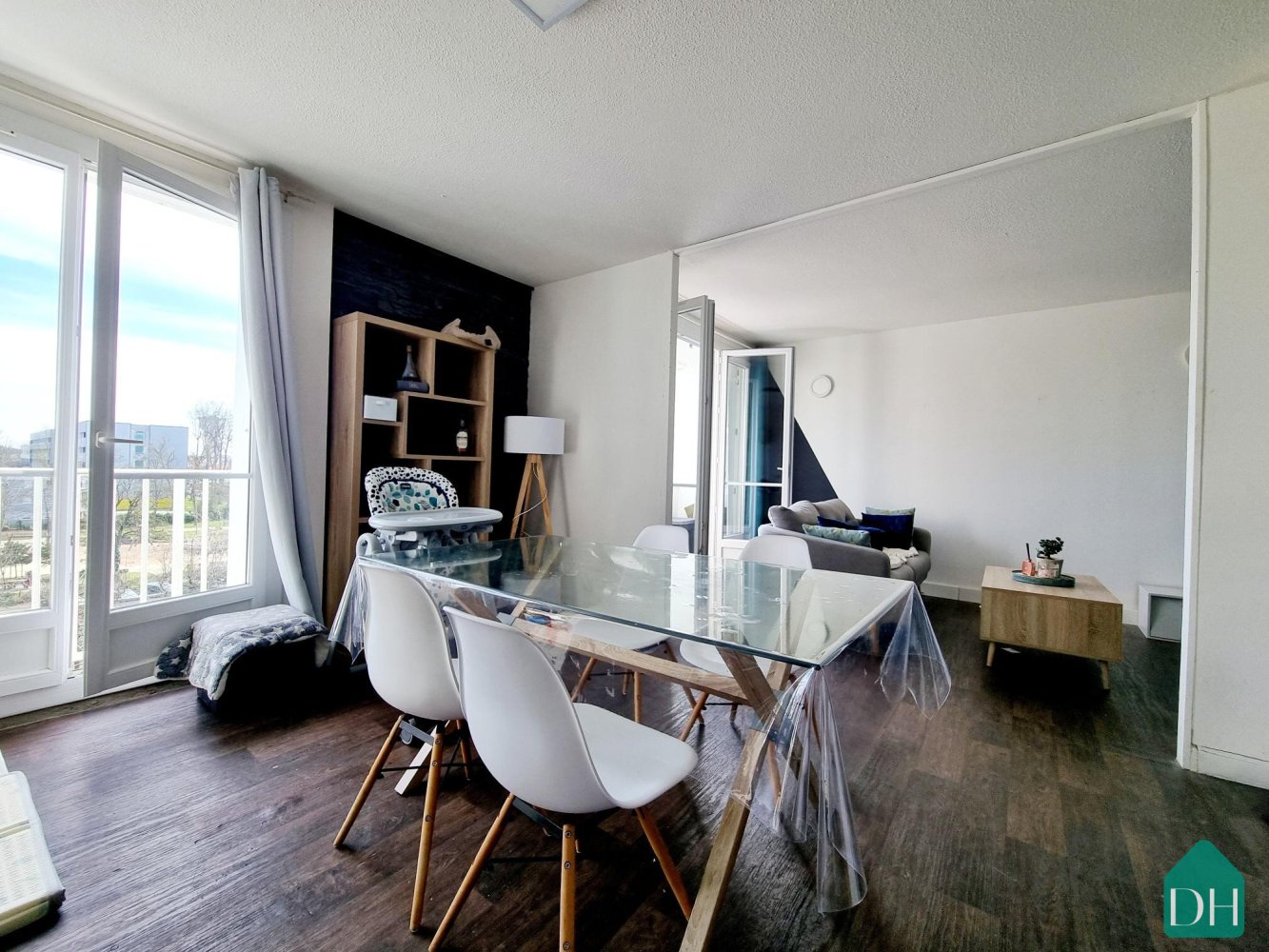 2 bedrooms Apartment in Reze, France No. 103148