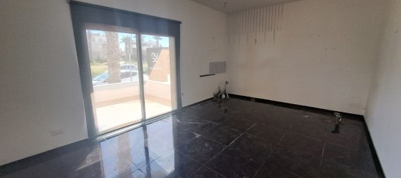 Escritório de 11 divisões em Larnaca, Chipre N.º 173199 8