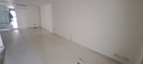 Escritório de 11 divisões em Larnaca, Chipre N.º 173199 14