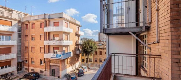 5غرفة شقة في Fano, Italy رقم 70431 7