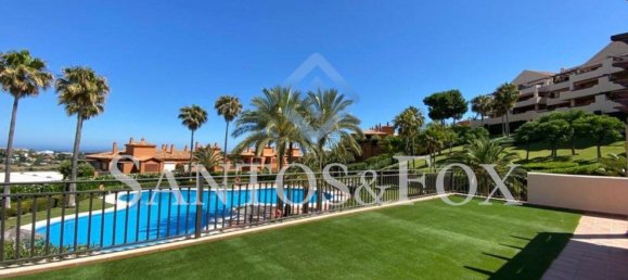 2 bedrooms Penthouse in Malaga, Spain No. 140028 5