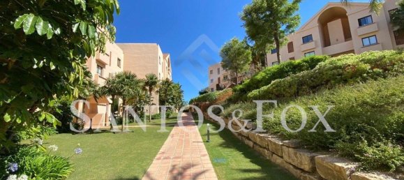 2 bedrooms Penthouse in Malaga, Spain No. 140028 9